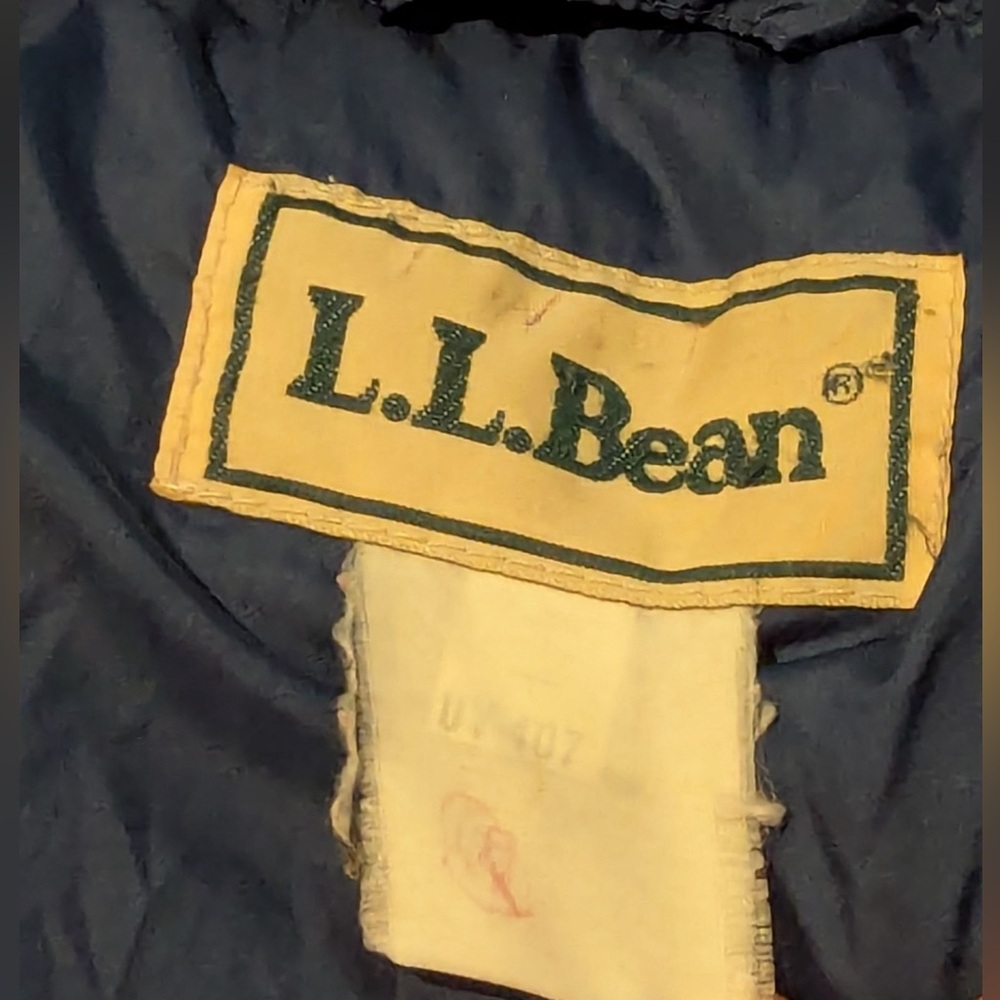 Vintage LL Bean Men’s Down Puffer Puffy Vest - Picture 5 of 9